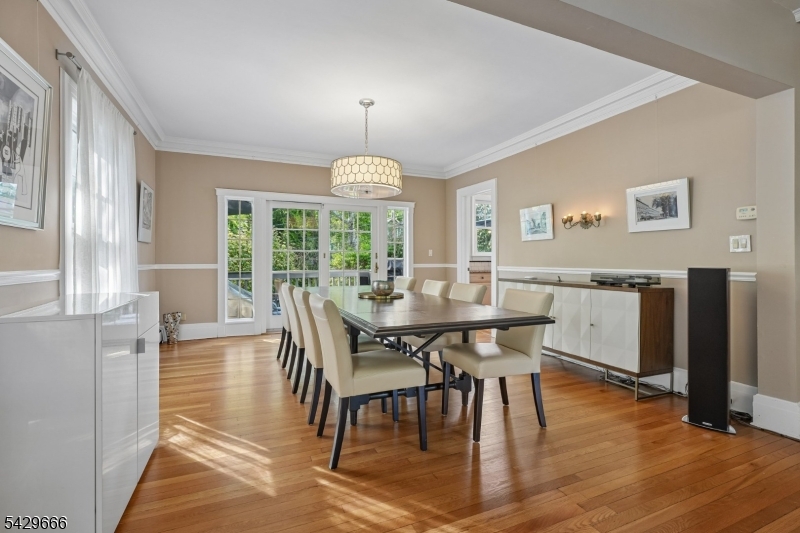 311 S Ridgewood Rd
