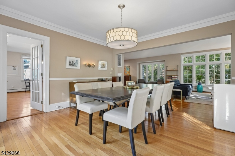 311 S Ridgewood Rd