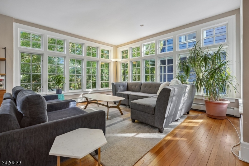 311 S Ridgewood Rd
