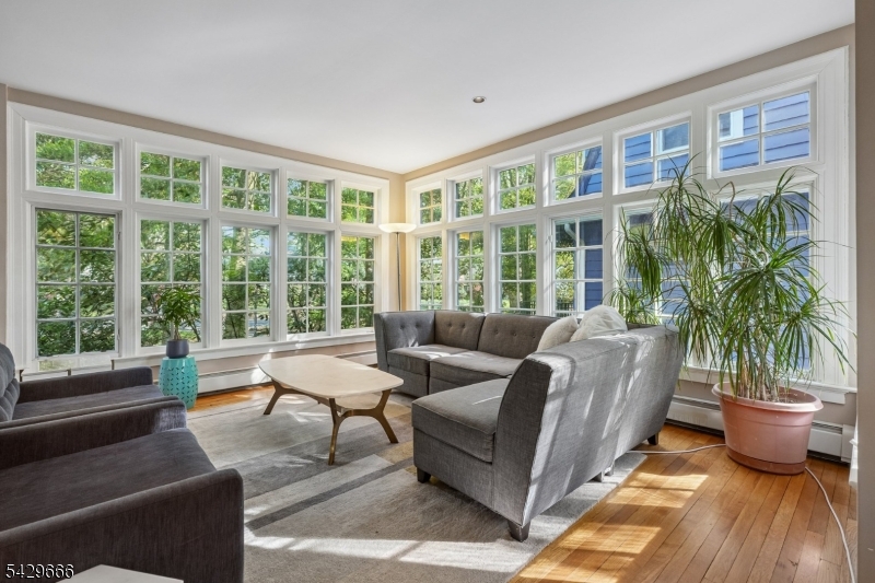 311 S Ridgewood Rd