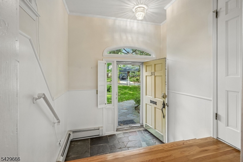 311 S Ridgewood Rd