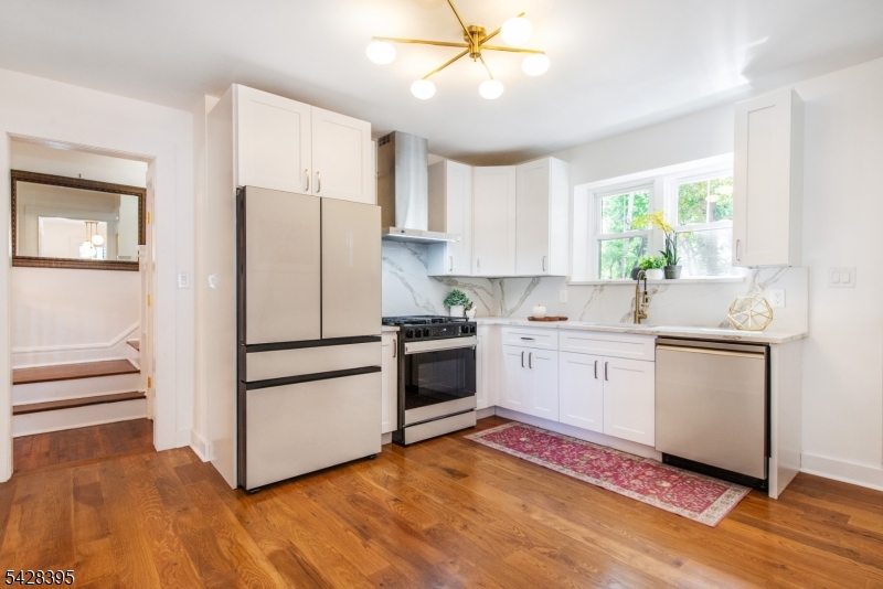 245 Midland Ave