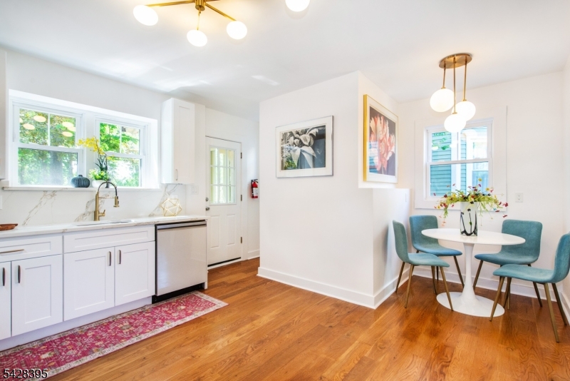 245 Midland Ave