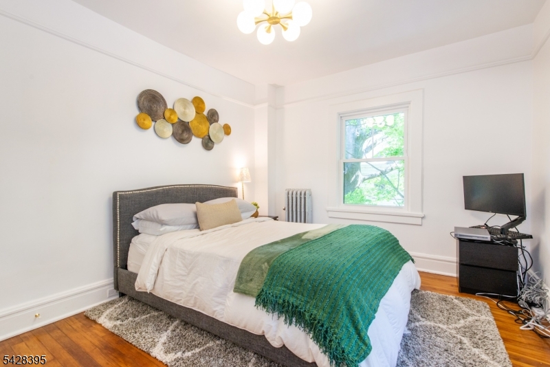 245 Midland Ave