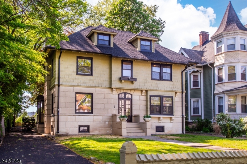 245 Midland Ave