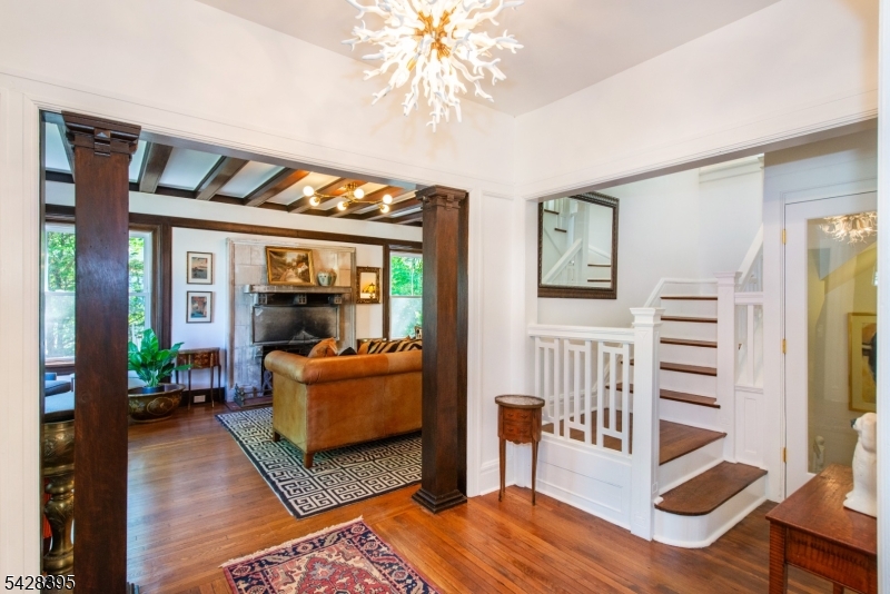 245 Midland Ave