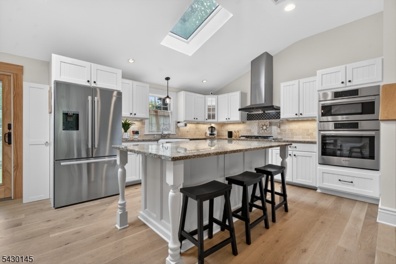 32 Bergen Rd
