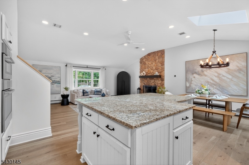 32 Bergen Rd