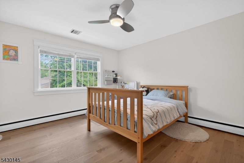 32 Bergen Rd