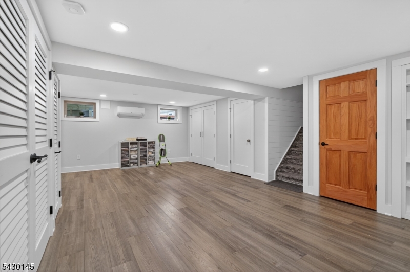 32 Bergen Rd