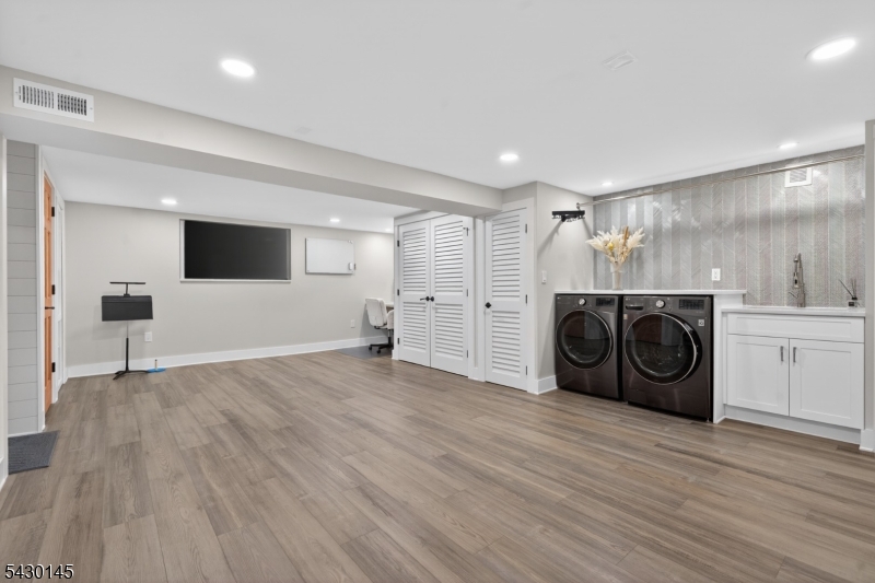 32 Bergen Rd