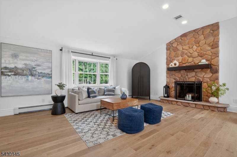 32 Bergen Rd