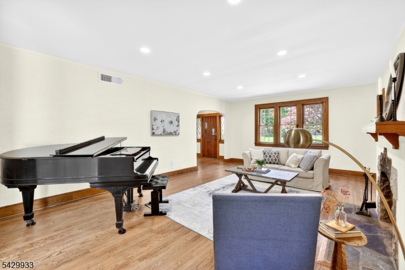 184 Old Short Hills Rd