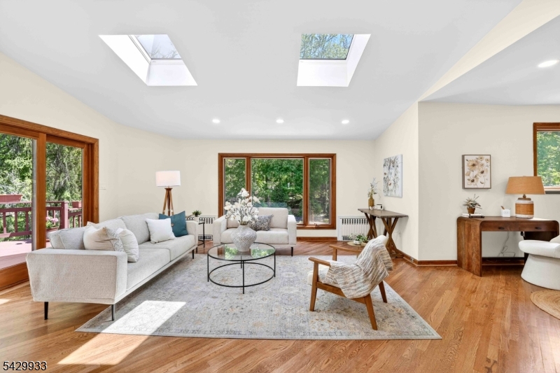 184 Old Short Hills Rd