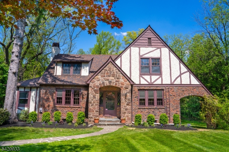 184 Old Short Hills Rd