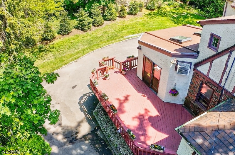 184 Old Short Hills Rd