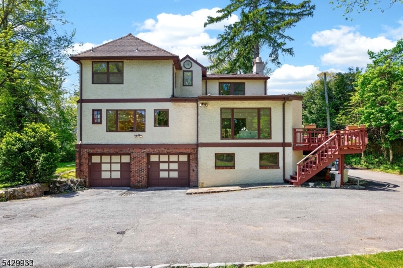 184 Old Short Hills Rd