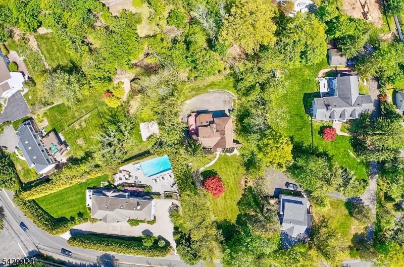 184 Old Short Hills Rd