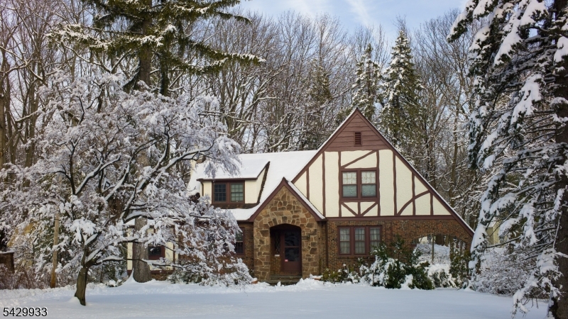 184 Old Short Hills Rd