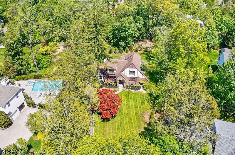 184 Old Short Hills Rd