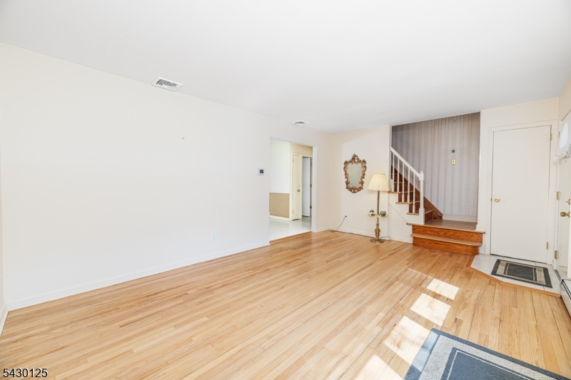 225 Linden Rd