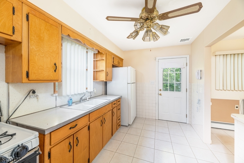 225 Linden Rd