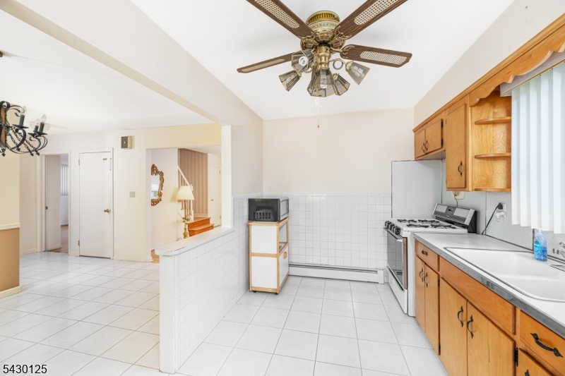 225 Linden Rd