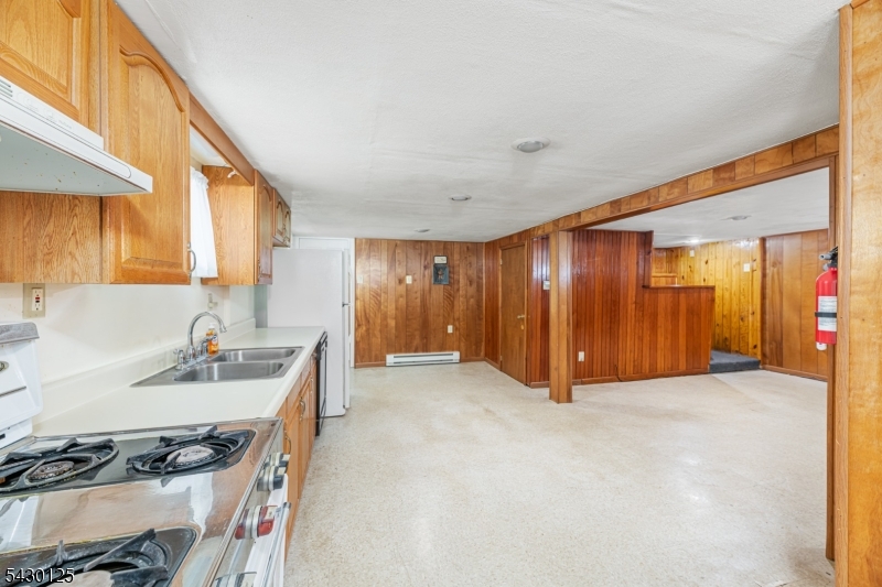 225 Linden Rd