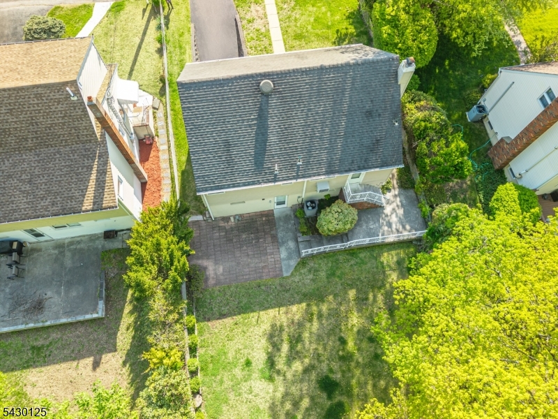 225 Linden Rd