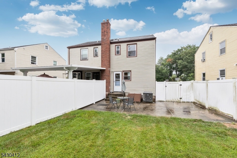 241 Windsor Ave