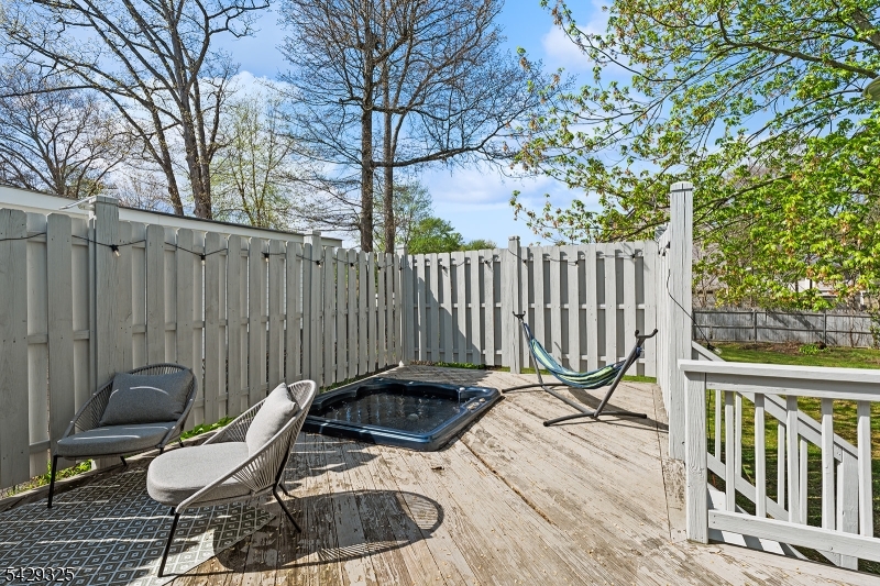 20 Madelyn Ave