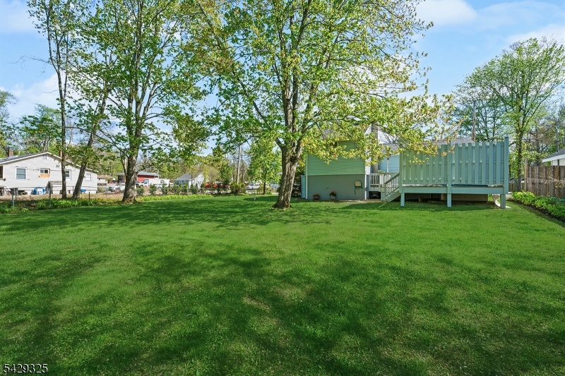 20 Madelyn Ave