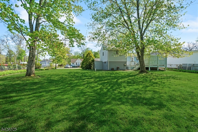 20 Madelyn Ave