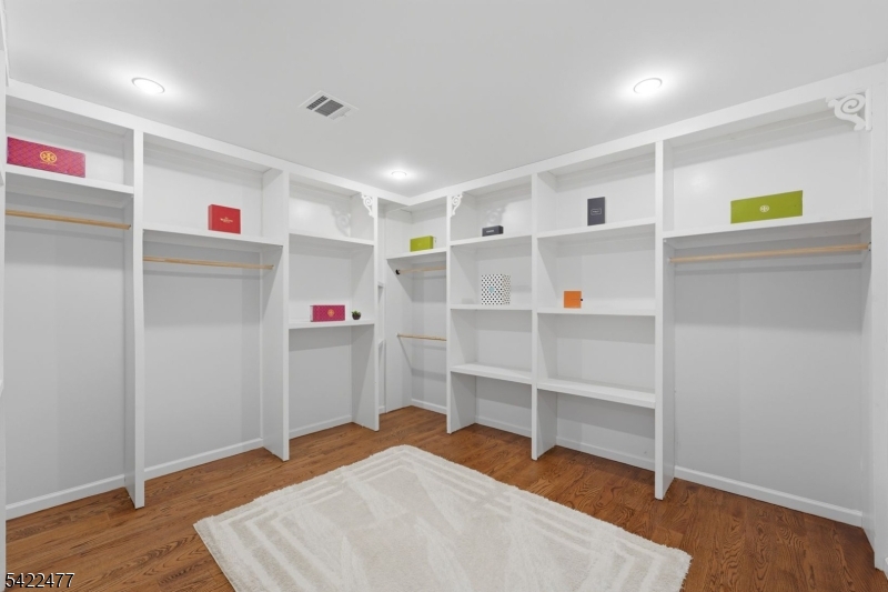 188 Edwards Rd