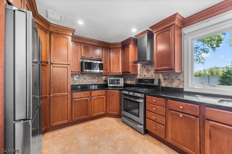 124 Crain Rd