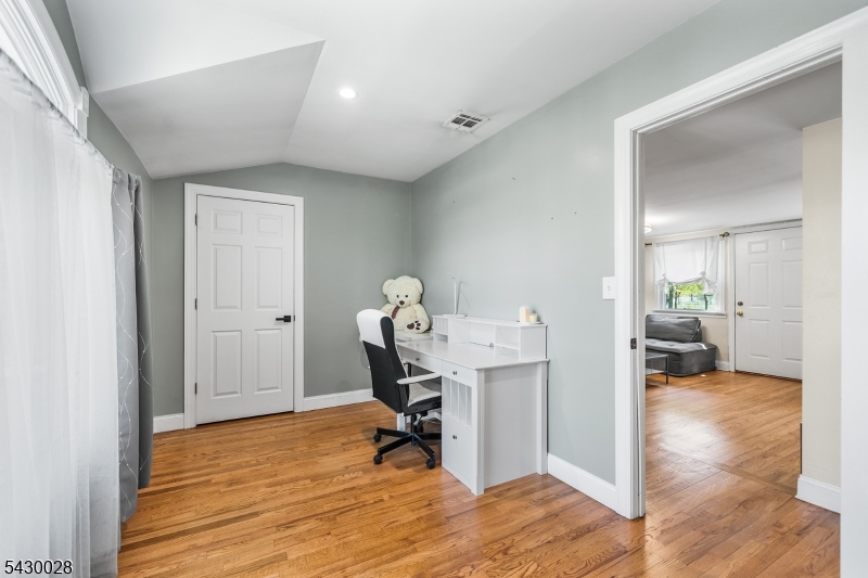 124 Crain Rd