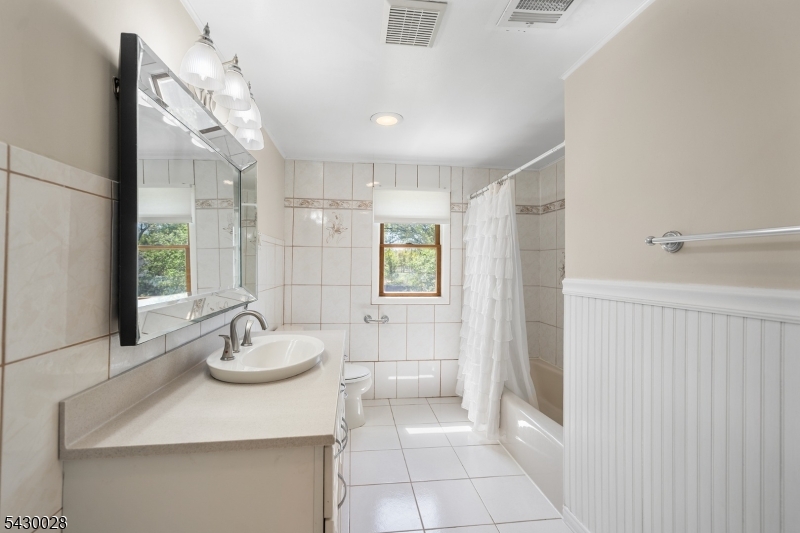124 Crain Rd