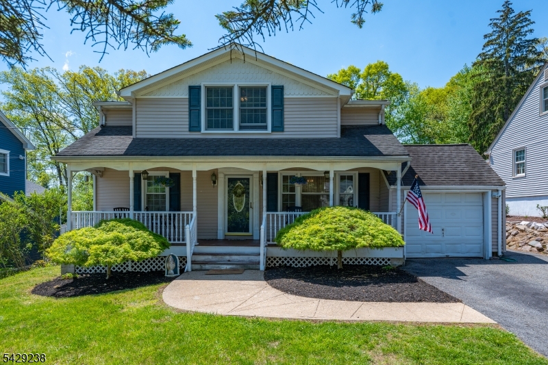 23 Frederick Pl