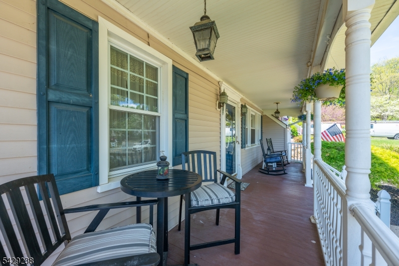 23 Frederick Pl