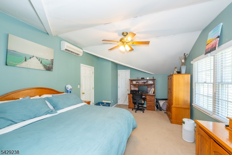 23 Frederick Pl