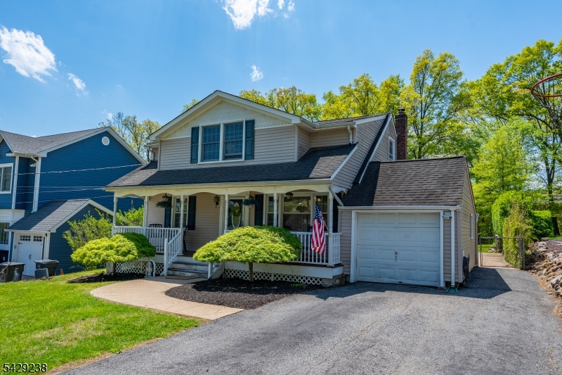23 Frederick Pl