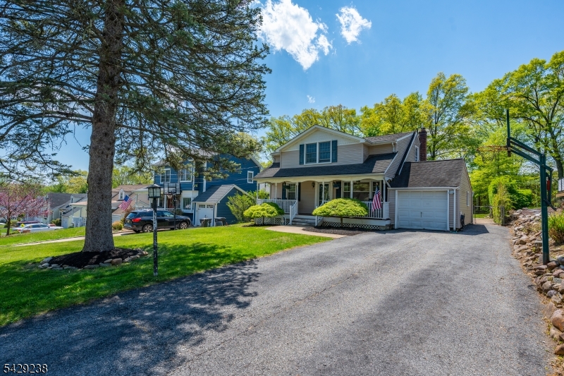23 Frederick Pl