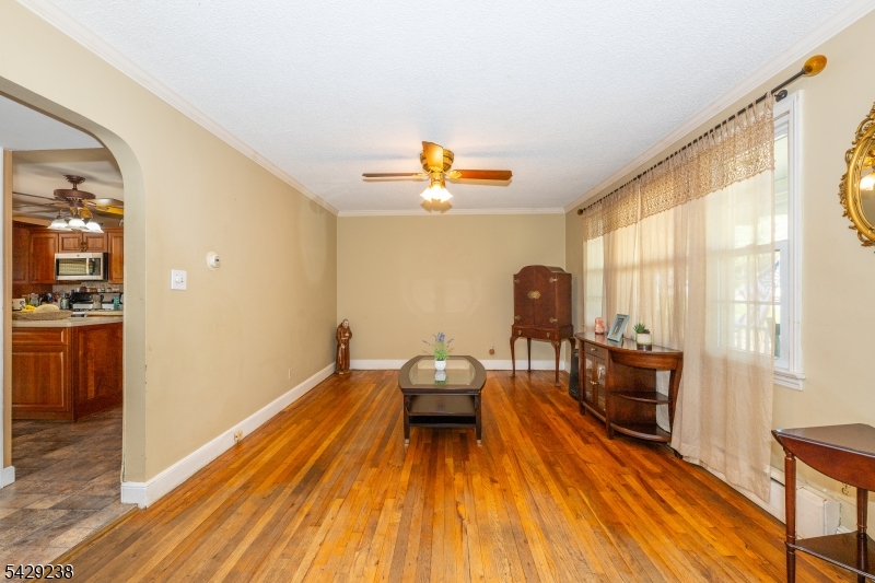 23 Frederick Pl