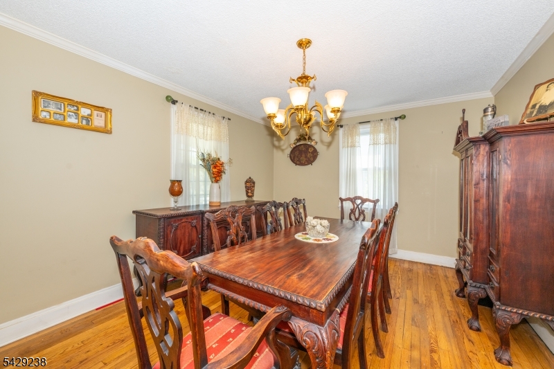 23 Frederick Pl