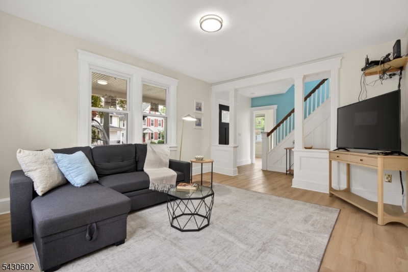 215 Grove St