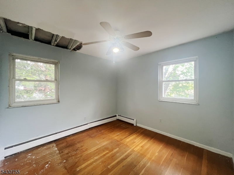 89 W Warren St