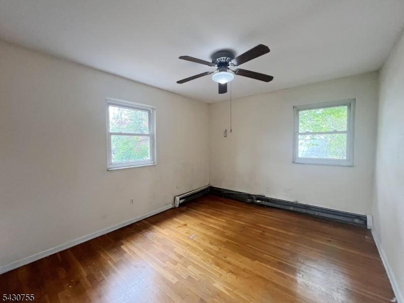89 W Warren St