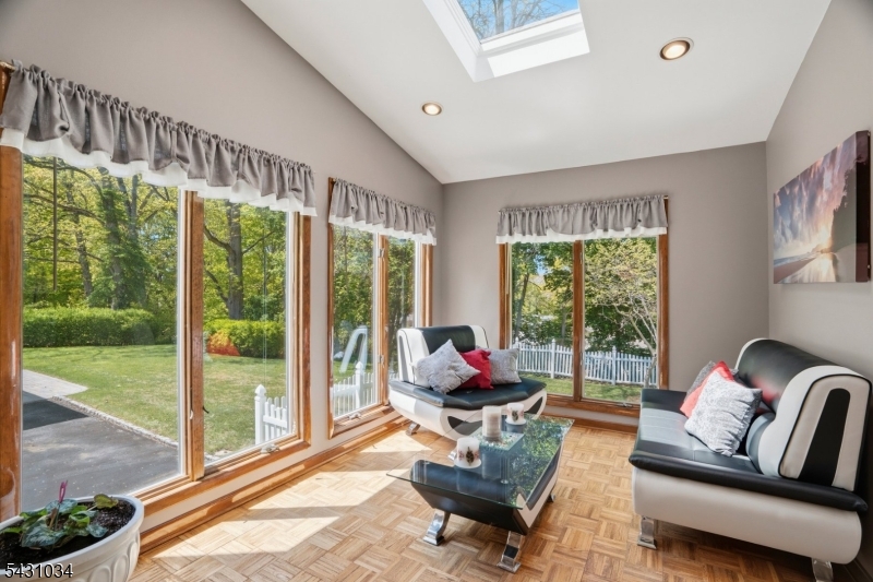 262 Timber Dr