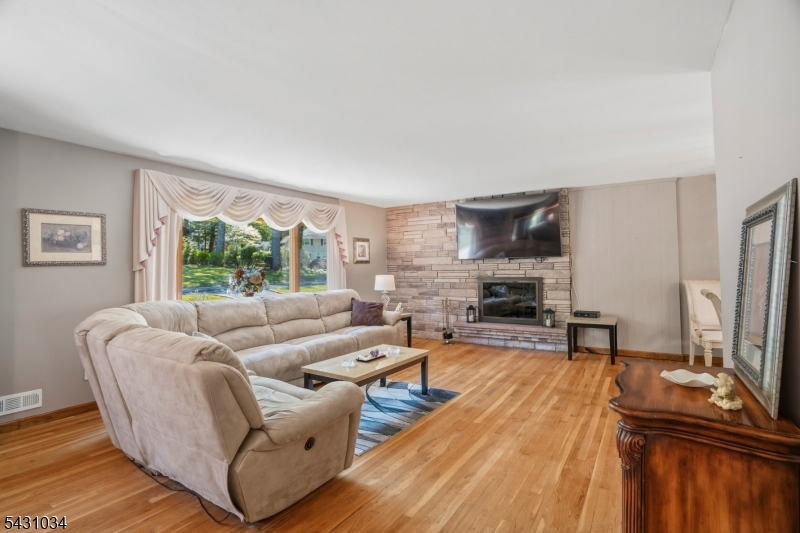 262 Timber Dr