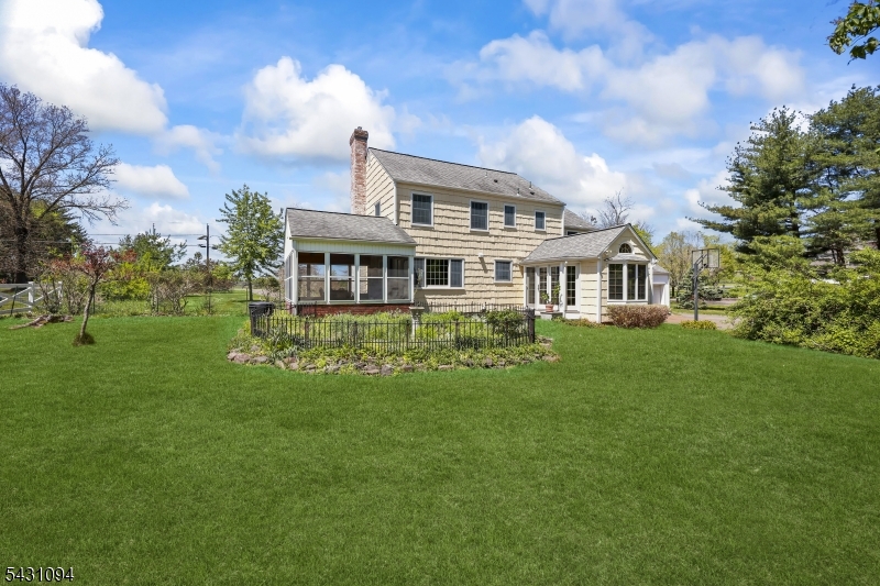 339 Mountain View Rd